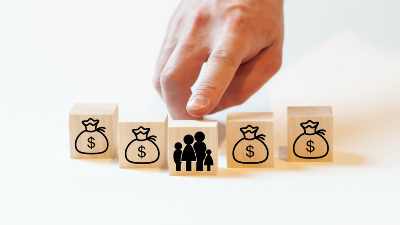 家族信託と遺言にかかる費用と税金は?