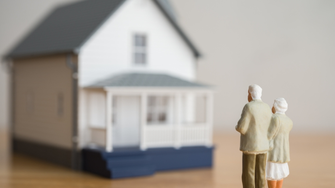 自宅での生活を継続するための「配偶者居住権」と「小規模宅地等の特例」